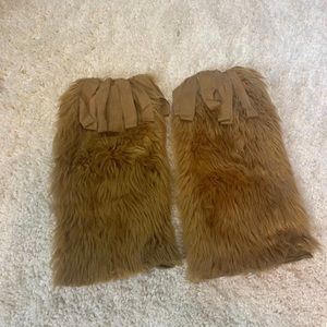 Brown fur fluffies